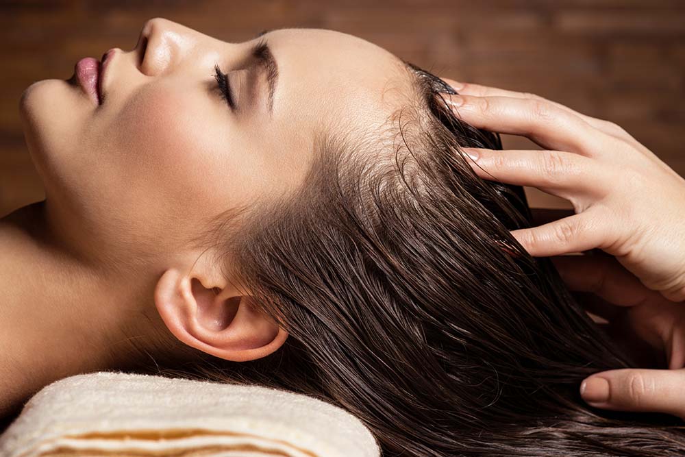Effective Natural Ways to Prevent Hair Fall